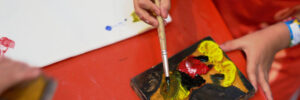 Natural vs. Synthetic Paintbrushes
